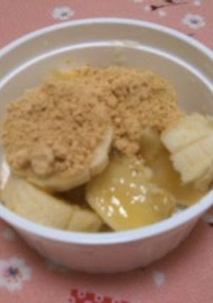 きなこをバナナにかけるだけ！-レシピのメイン写真