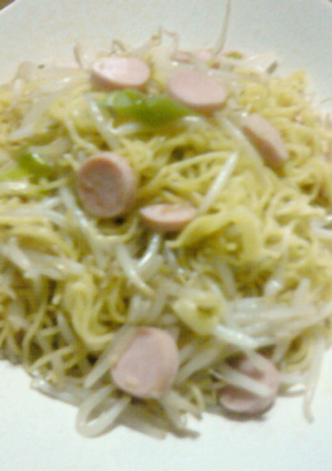 おさかなのｿｰｾｰｼﾞで♥塩焼きそば♪-レシピのメイン写真