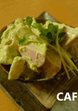おさかなのソーセージとアボカドの和え物♪-レシピのメイン写真