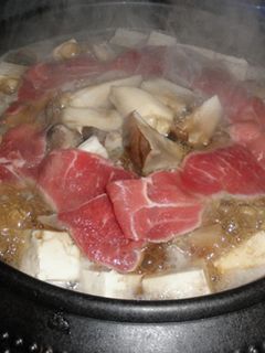 豚バラ肉、ごぼう、エリンギのすき焼き鍋-レシピのメイン写真