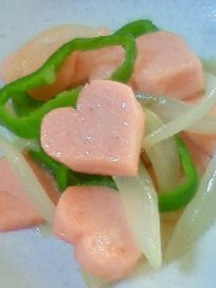 お魚ソーセージで簡単ハート お弁当♪にも-レシピのメイン写真