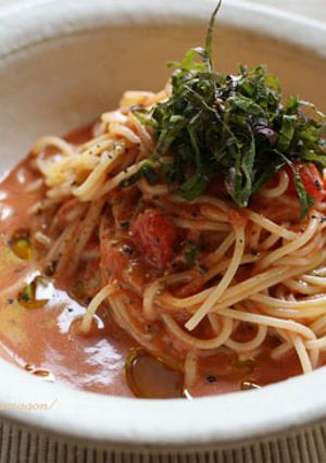 トマトと酒盗のさっぱり生姜醤油パスタ-レシピのメイン写真