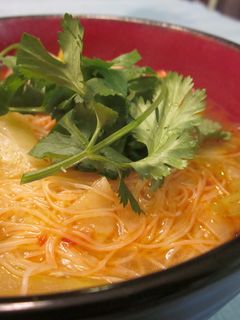 鶏スープで作る簡単タイ風スープ。-レシピのメイン写真