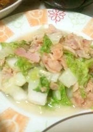 白菜とベーコンとツナのバター炒め-レシピのメイン写真