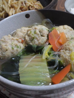 鶏肉団子と春雨の具だくさんスープ-レシピのメイン写真