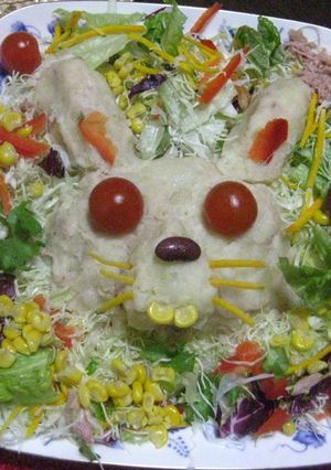 主役級インパクト☆うさぎサラダ♪-レシピのメイン写真