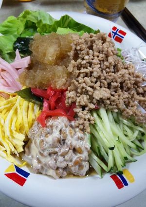 ボリューム満点☆妹の大好きなサラダうどん-レシピのメイン写真