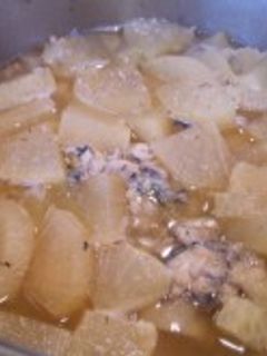 圧力鍋でサバ缶と大根の煮物-レシピのメイン写真