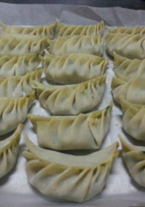 餃子の包みかた-レシピのメイン写真