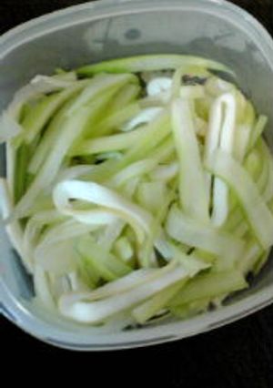 適当！簡単！セロリといかくんの漬け物-レシピのメイン写真