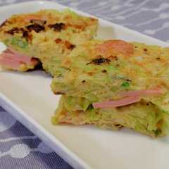 รูปของ お弁当に！！ギョニソとキャベツの卵焼き♡
