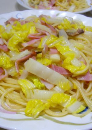 白菜とベーコンのペペロンチーノ♪-レシピのメイン写真