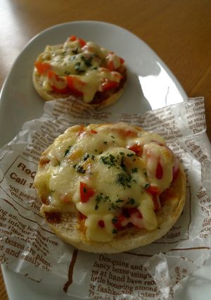 トマトのっけパン♪-レシピのメイン写真