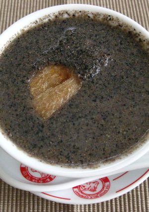黒ゴマ豆乳ぜんざい-レシピのメイン写真