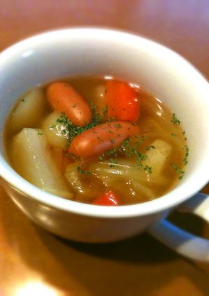 根菜たっぷり♪かんたんコンソメスープ-レシピのメイン写真