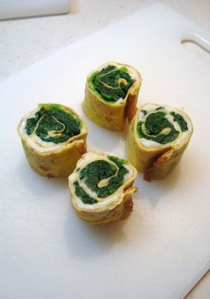 ほうれん草をくるんだ薄焼き卵(お弁当用)-レシピのメイン写真