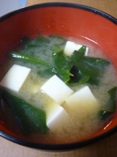 味噌汁(ほうれん草+豆腐)-レシピのメイン写真