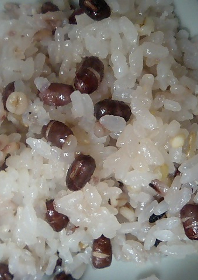 雑穀米と小豆おこわ　炊飯器で超簡単！-レシピのメイン写真