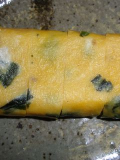 わかめスープの素で簡単卵焼き-レシピのメイン写真