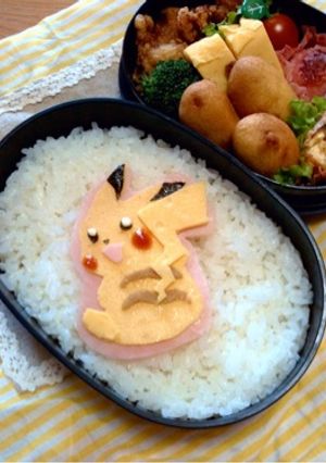 *キャラ弁* 振り向きピカチュウ♪-レシピのメイン写真