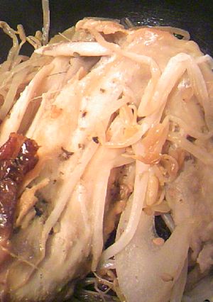 鶏肉ともやしの焼肉のタレコチュジャン炒め-レシピのメイン写真