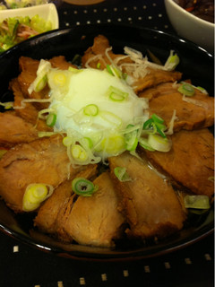 野菜たっぷり☆スタミナチャーシュー丼-レシピのメイン写真