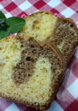 ホットケーキミックス・チョコマーブルケーキ-レシピのメイン写真