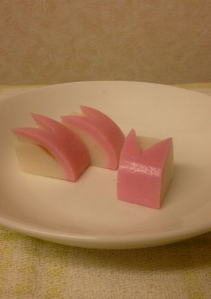 お弁当に！ウサギのかまぼこ♪♪-レシピのメイン写真