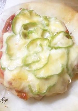 ビックリ!!美味しい!!鶏肉ピザ-レシピのメイン写真