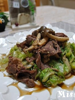 白菜とレタスと牛肉の蒸し焼き-レシピのメイン写真