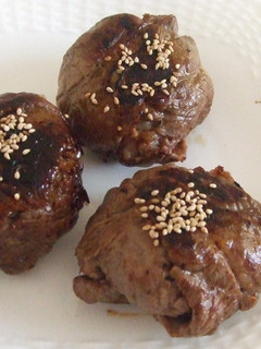 ラップでかんたん肉巻きおにぎり-レシピのメイン写真