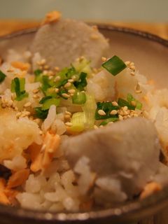 里芋と鮭の炊き込みご飯-レシピのメイン写真