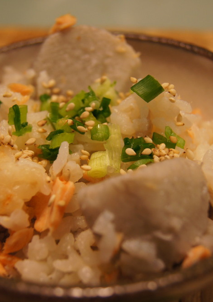 里芋と鮭の炊き込みご飯-レシピのメイン写真