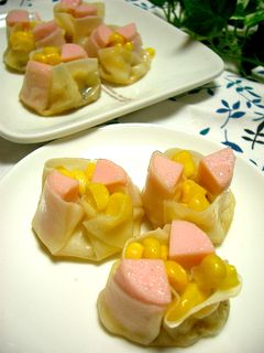 *おさかなソーセージとコーンの二色餃子*-レシピのメイン写真