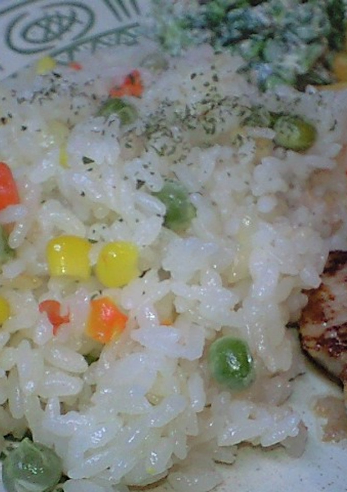 簡単！炊飯器でバターピラフ-レシピのメイン写真