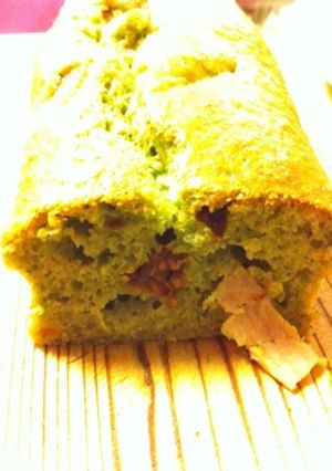 バジルとドライトマトのケークサレ-レシピのメイン写真