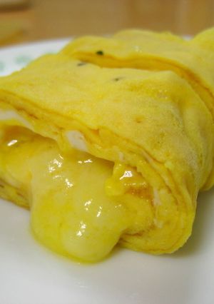 バジル入りチーズ卵焼き-レシピのメイン写真