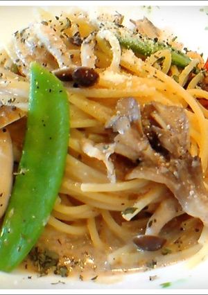 残りのｶﾚｰで作るｸﾘｰﾑｽﾊﾟｹﾞﾃｨ-レシピのメイン写真