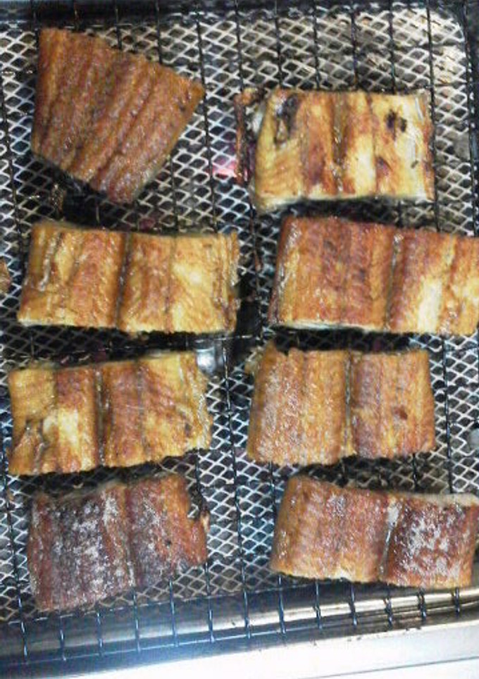 簡単！-関東風-美味うなぎの蒲焼き-レシピのメイン写真