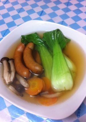 簡単！体の温まる野菜のコンソメスープ-レシピのメイン写真