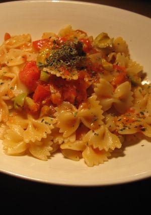 トマトとオリーブのパスタ-レシピのメイン写真