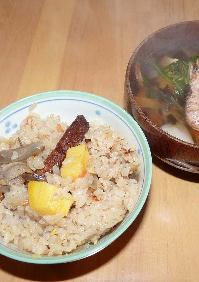 蒲焼き缶詰とさつま芋の炊き込みご飯-レシピのメイン写真