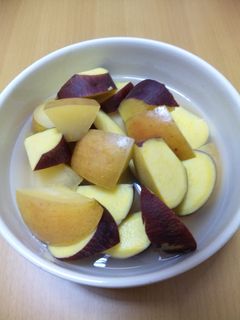 繊維たっぷり☆簡単さつま芋とりんごの煮物-レシピのメイン写真
