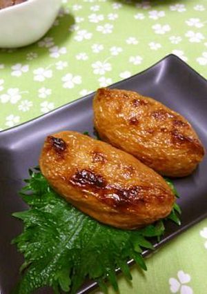 チーズとくるみの焼きいなり　青じそ風味-レシピのメイン写真