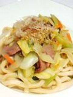 スパムと白だしで「焼きうどん」♪-レシピのメイン写真