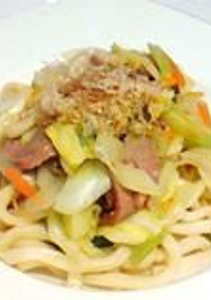 スパムと白だしで「焼きうどん」♪-レシピのメイン写真