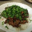 生ニラで食べるスタミナ焼肉丼♪
