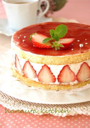 フレジェ風♪ホワイトチョコレートケーキ-レシピのメイン写真