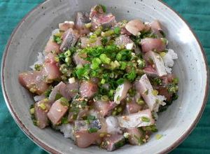 鰺の刺身をアレンジして、ごま鰺丼-レシピのメイン写真
