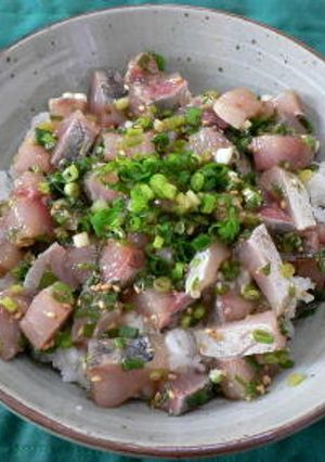 鰺の刺身をアレンジして、ごま鰺丼-レシピのメイン写真